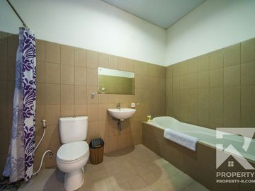 Cozy 3 Bedroom Villa with Pool in Sanur Bali for Rent Yearly
