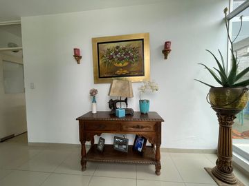 ¡OPORTUNIDAD! EN VENTA CASA DE LINDO DISEÑO Y PISCINA EN CONDOMINIO PRIVADO PASO CHICO