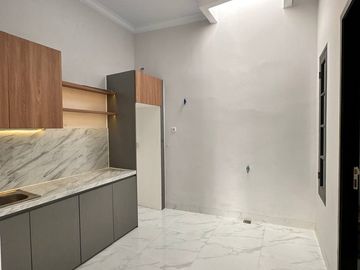 Rumah Ready Baru Nempel Puskesmas Jagakarsa Jakarta Selatan SHM IMB