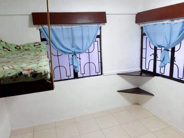 Double Delight in Brgy Rizal, Makati For SALE : 2 Houses with Ample Space and Prime Location!
