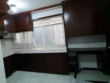 Double Delight in Brgy Rizal, Makati For SALE : 2 Houses with Ample Space and Prime Location!