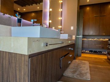 Exclusivo PentHouse en Venta en La Vista Country Club
