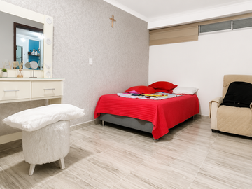 ¡SE VENDE APARTAMENTO EN PROVENZA – BARRIO FONTANA! 
Ubicación privilegiada
Área: 82 m²
Estrato: 4