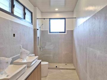 Discover Paradise: A Spacious, Stunning Mansion in Pinewoods Estate, Baguio City