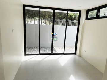 RFO Single Detached Housefor Sale inside Greenville Heights Consolacion Cebu