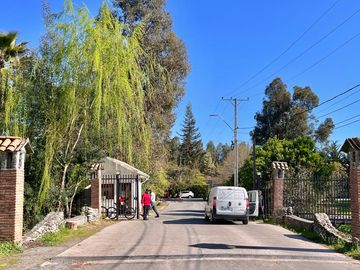 Se vende sitio en exclusivo condominio Altos de Zapallar, Curicó