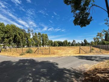 Se vende sitio en exclusivo condominio Altos de Zapallar, Curicó