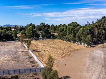 Se vende sitio en exclusivo condominio Altos de Zapallar, Curicó