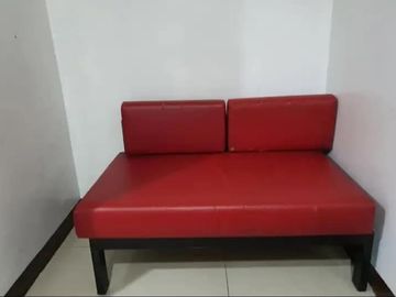 2BR Unit with Balcony for Lease near BONI MRT Mandaluyong