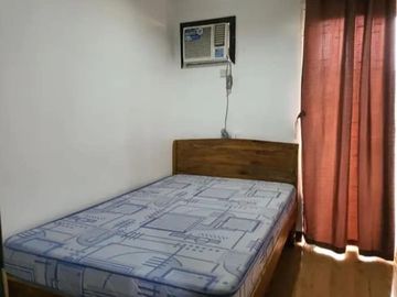 2BR Unit with Balcony for Lease near BONI MRT Mandaluyong
