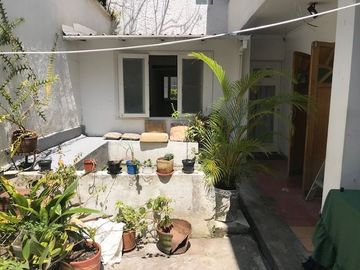 Venta de Hostal y Locales Comerciales Laureles