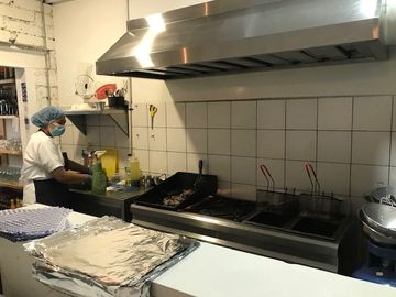 Venta de Hostal y Locales Comerciales Laureles