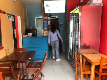 Venta de Hostal y Locales Comerciales Laureles