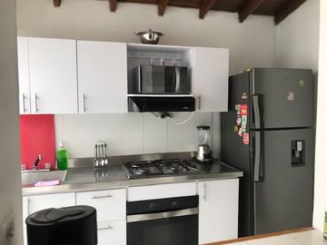 Venta de Hostal y Locales Comerciales Laureles