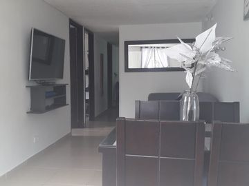 Oportunidad única: casa de primer piso con fácil acceso y gran potencial