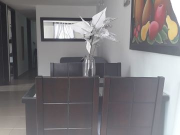 Oportunidad única: casa de primer piso con fácil acceso y gran potencial