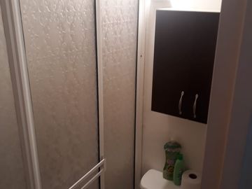 Oportunidad única: casa de primer piso con fácil acceso y gran potencial