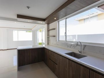 Venta de casa en Conocoto.