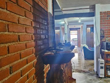 EXCELENTE OPORTUNIDAD DE CASA CON TERRENO VISTAS PANORAMICAS,