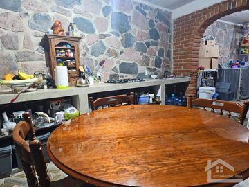 EXCELENTE OPORTUNIDAD DE CASA CON TERRENO VISTAS PANORAMICAS,
