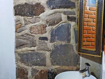 EXCELENTE OPORTUNIDAD DE CASA CON TERRENO VISTAS PANORAMICAS,