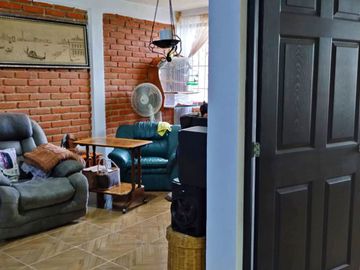 EXCELENTE OPORTUNIDAD DE CASA CON TERRENO VISTAS PANORAMICAS,