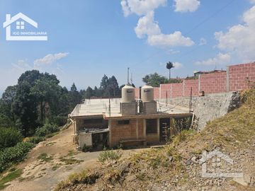 EXCELENTE OPORTUNIDAD DE CASA CON TERRENO VISTAS PANORAMICAS,