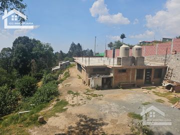 EXCELENTE OPORTUNIDAD DE CASA CON TERRENO VISTAS PANORAMICAS,