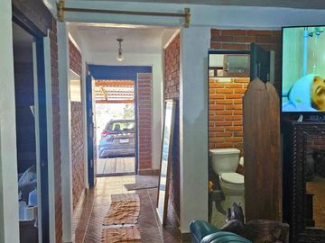 EXCELENTE OPORTUNIDAD DE CASA CON TERRENO VISTAS PANORAMICAS,