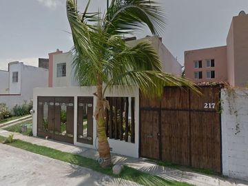 ¡¡Atención Inversionistas!! Venta de Casa en Remate Bancario, Col. Puerto Vallarta, Jalisco.