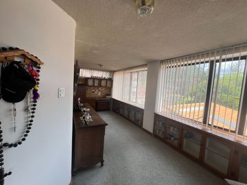 Casa de 4 DORMITORIOS con Mini Suite en el Sector El Batán