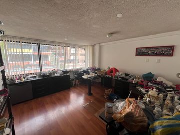Casa de 4 DORMITORIOS con Mini Suite en el Sector El Batán
