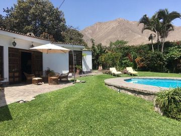 CASA EN VENTA EN LA CANTUTA - CHOSICA