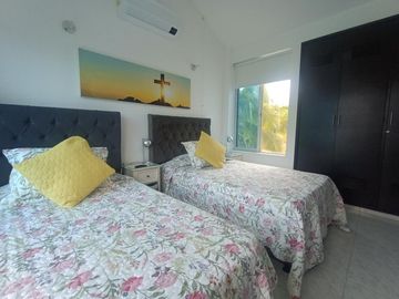 VENTA DE CASA EN CONDOMINIO MELGAR