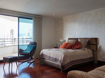 Majestuoso apartamento en Cabo Marzo. Pinares. Pereira - Colombia.