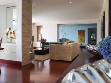 Majestuoso apartamento en Cabo Marzo. Pinares. Pereira - Colombia.