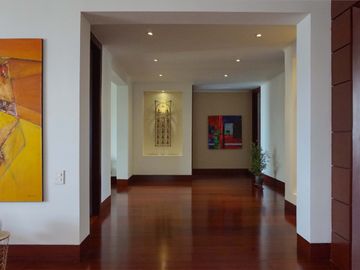 Majestuoso apartamento en Cabo Marzo. Pinares. Pereira - Colombia.