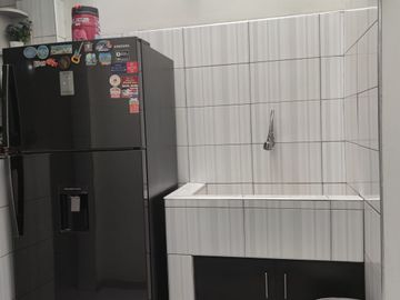 ¡¡Hermosa Casa en Avenida!! 3 pisos/2 cocheras - Pro SMP