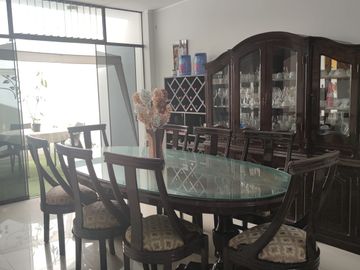 ¡¡Hermosa Casa en Avenida!! 3 pisos/2 cocheras - Pro SMP