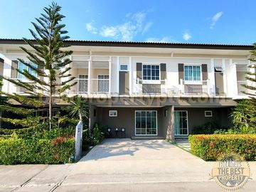 Modern Townhouses in Najomtien