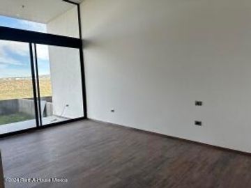Venta de departamento en Milenio