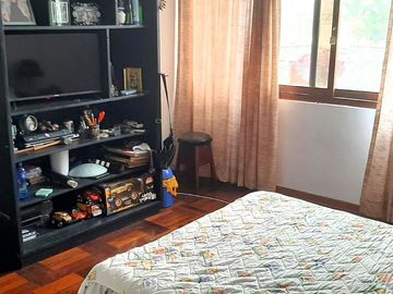 Casa, 362 m2, 4 dorms, 4 baños, jardin, terraza, 2 estac, ideal Proyecto.