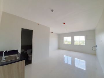 Prime Studio Unit- Community View RFO