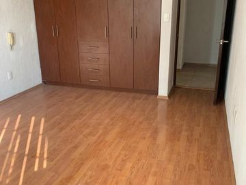 amplio y bonito departamento en venta