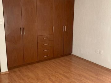 amplio y bonito departamento en venta