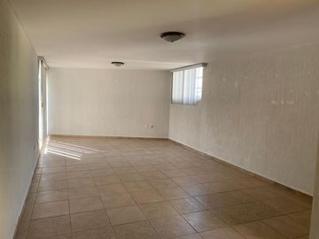 amplio y bonito departamento en venta