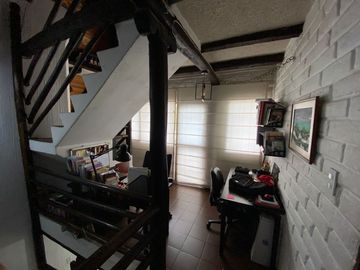 Casa independiente de venta Club los chillos