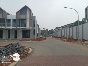 Dijual Rumah Cluster Yuthica BSD City Tangerang Selatan Unit Baru Lokasi Nyaman Strategis