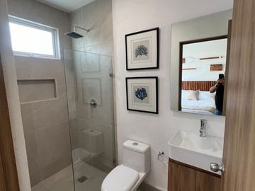 DEPARTAMENTO DE 2 RECAMARAS Y 2 BAÑOS EN COTO CON ALBERCA.