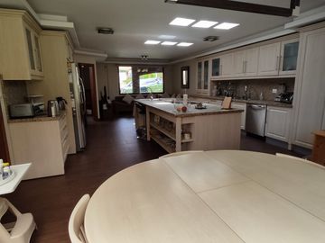 Casa de Venta en Rancho San Francisco, Nayon, Quito Ecuador.